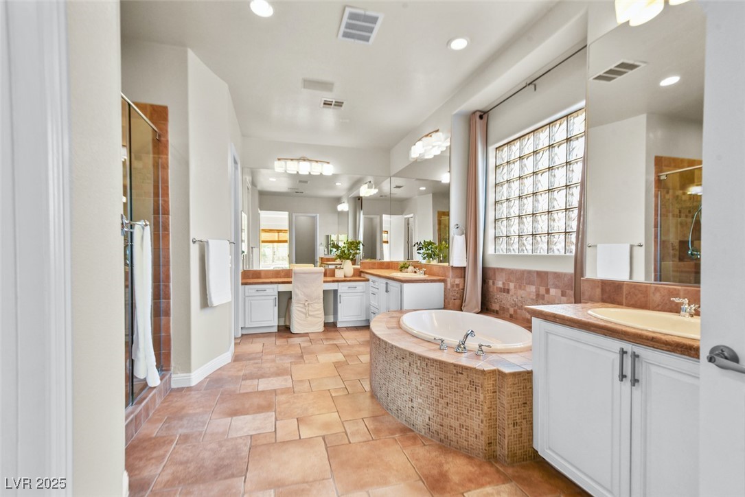 8209 Chapelle Court