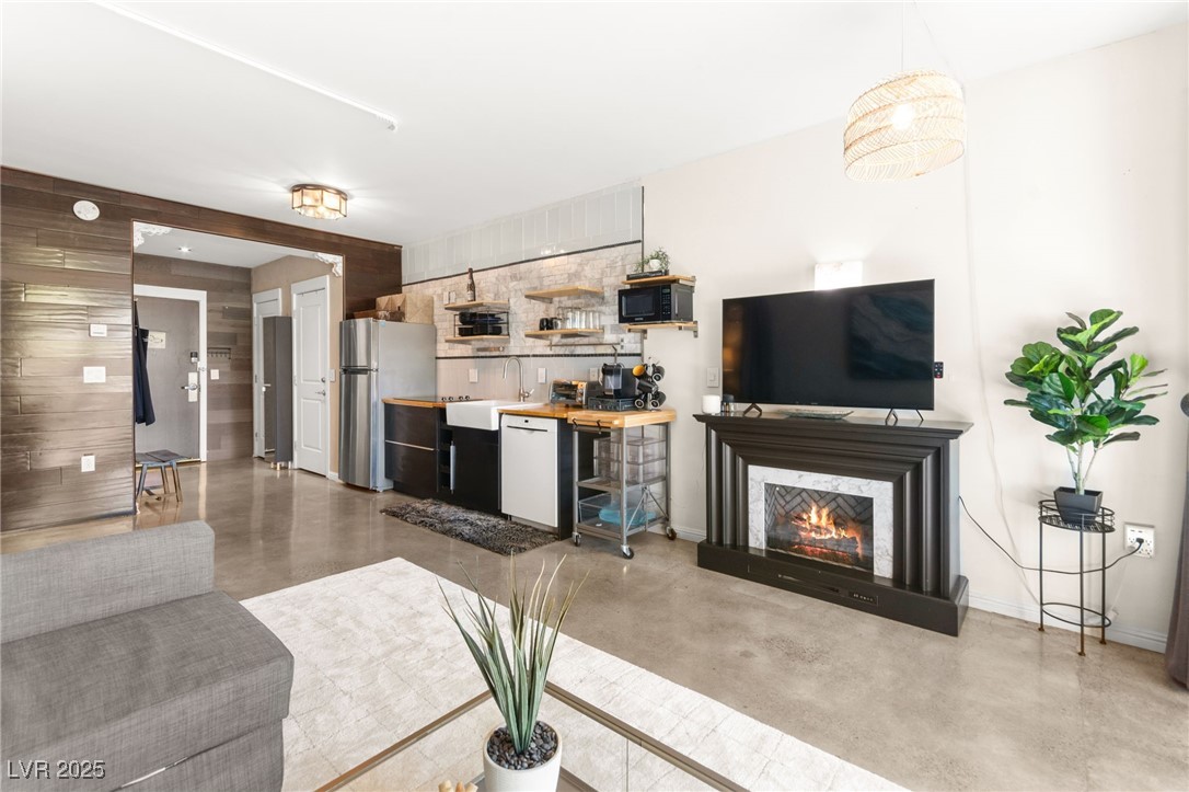 29 Montelago Boulevard 107