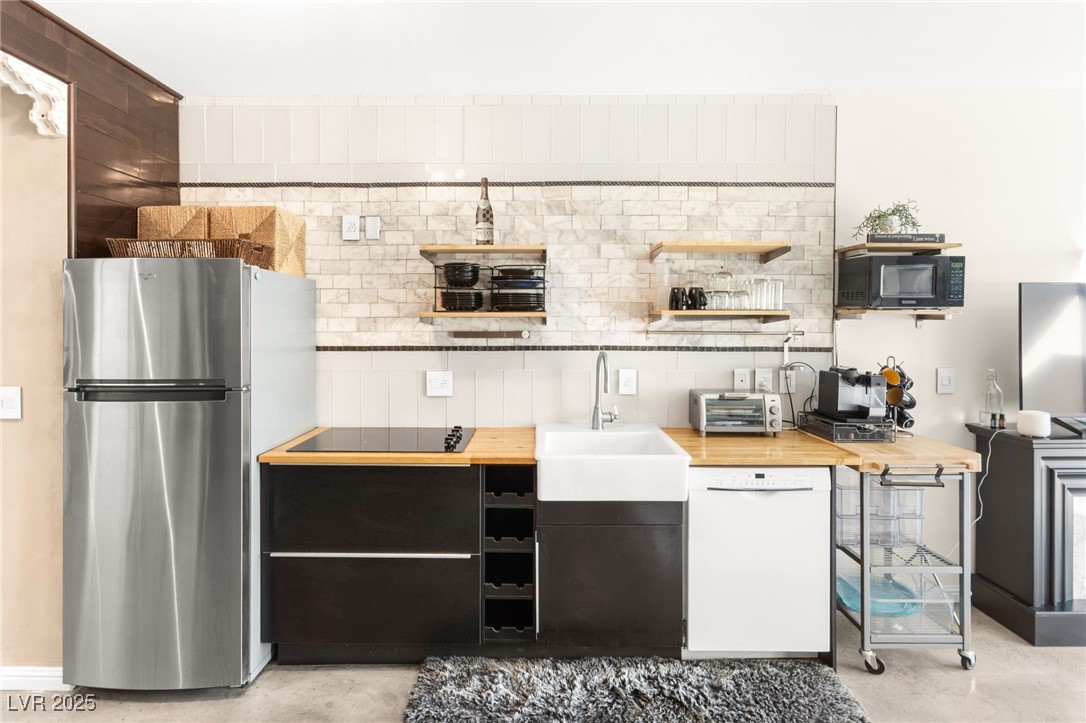 29 Montelago Boulevard 107