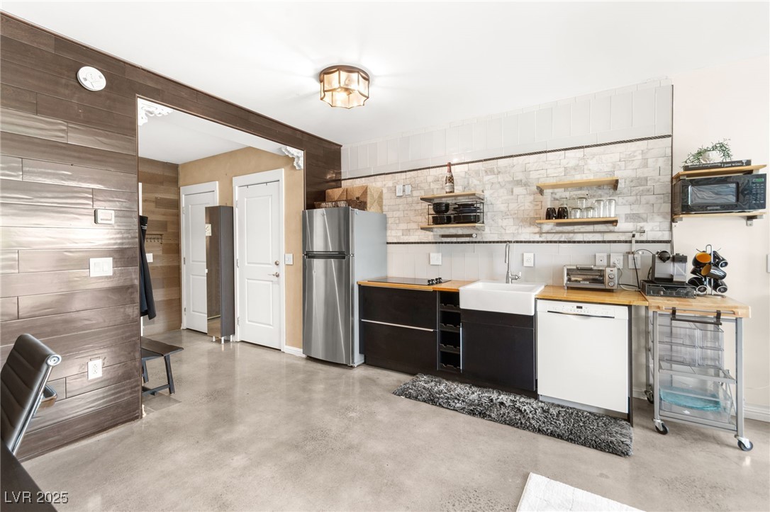 29 Montelago Boulevard 107