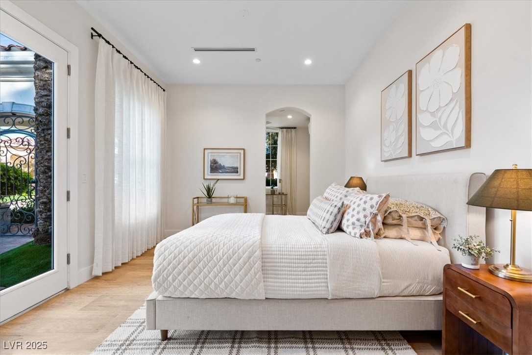 9 Via Paradiso Street