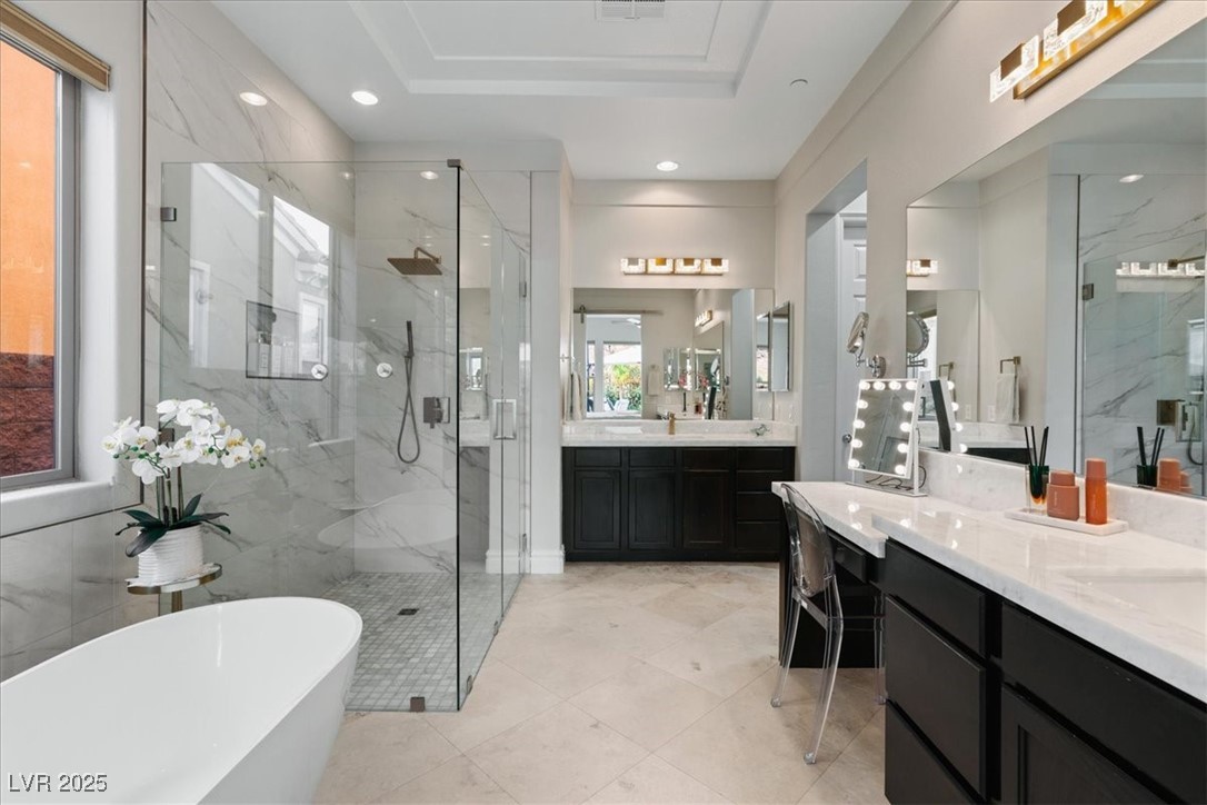 8 Viola Carino Court