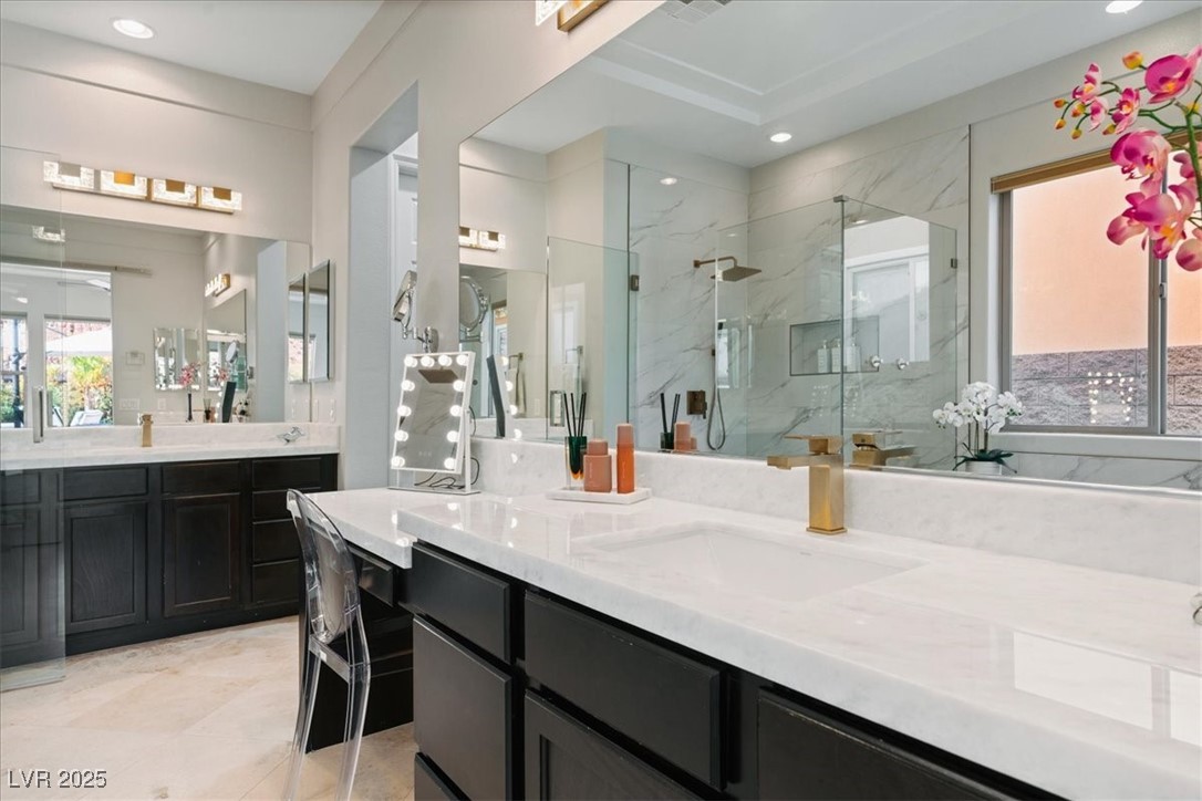 8 Viola Carino Court