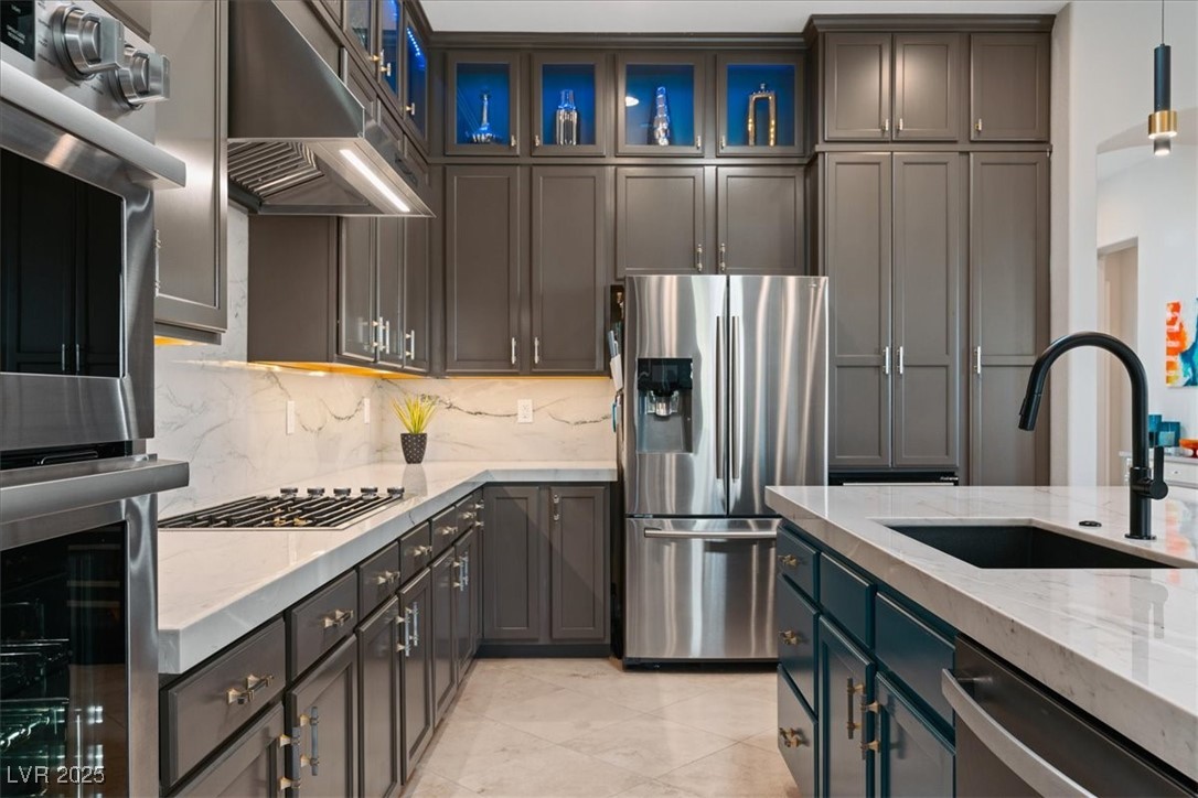 8 Viola Carino Court