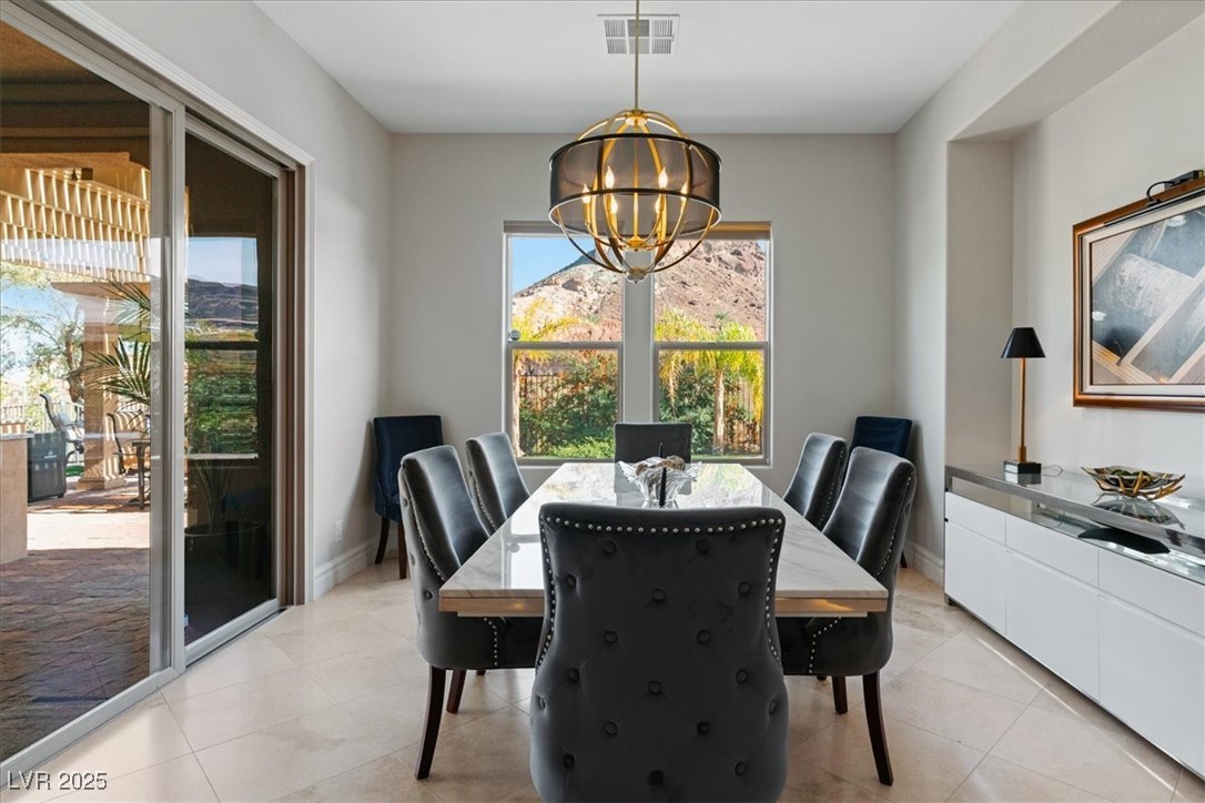 8 Viola Carino Court