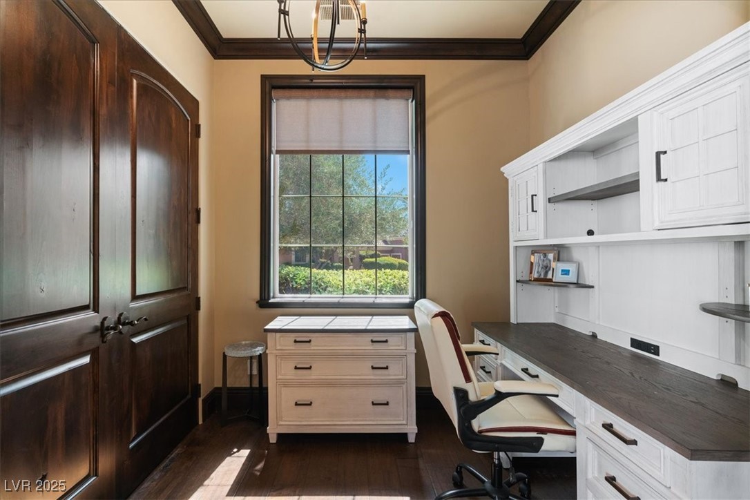 20 Via Paradiso Street