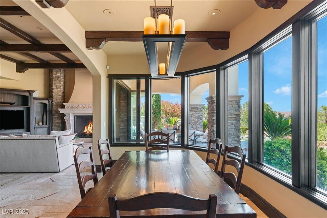 20 Via Paradiso Street