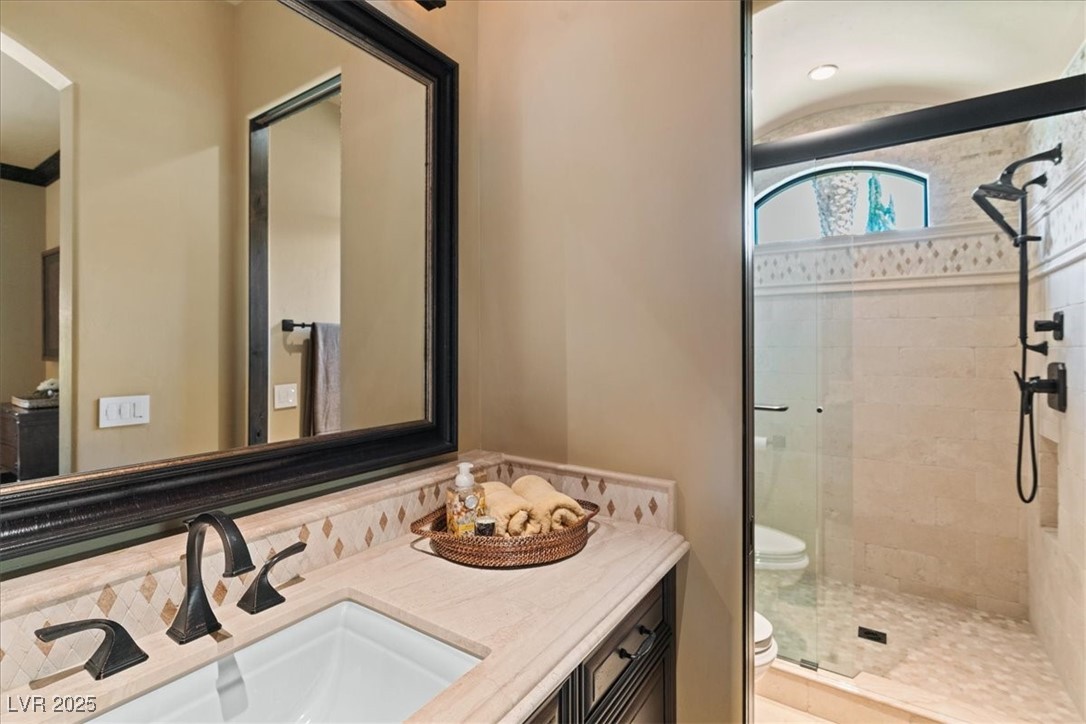 20 Via Paradiso Street