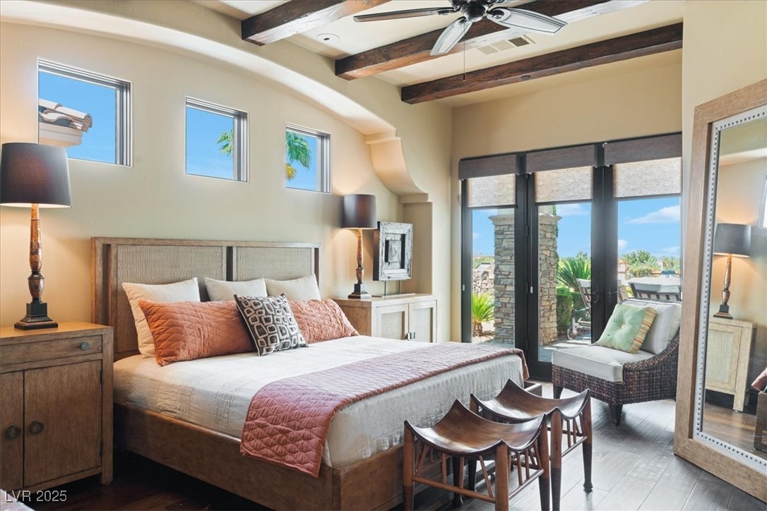 20 Via Paradiso Street