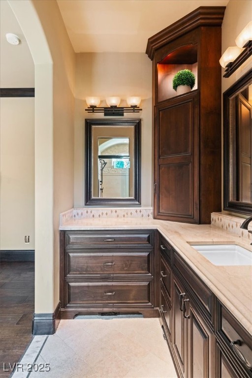 20 Via Paradiso Street