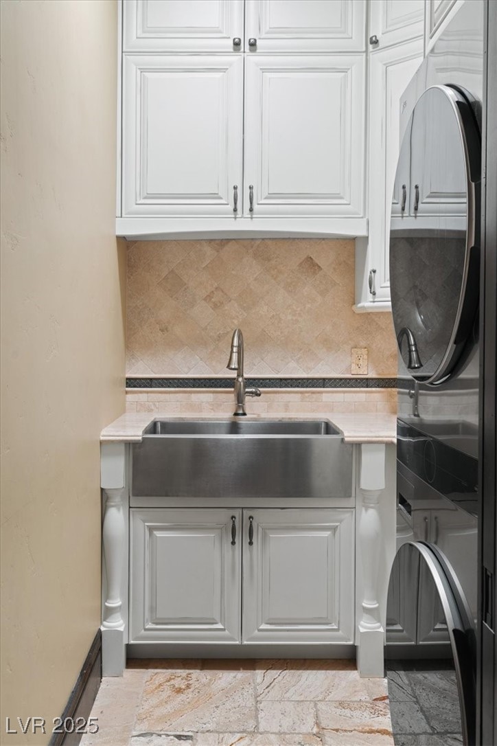 20 Via Paradiso Street