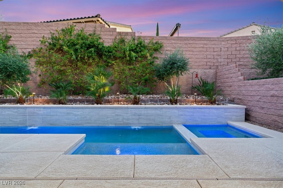 3 Viola Carino Court