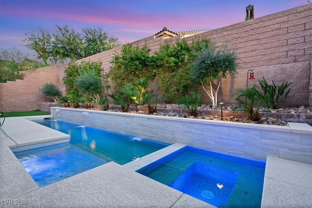 3 Viola Carino Court