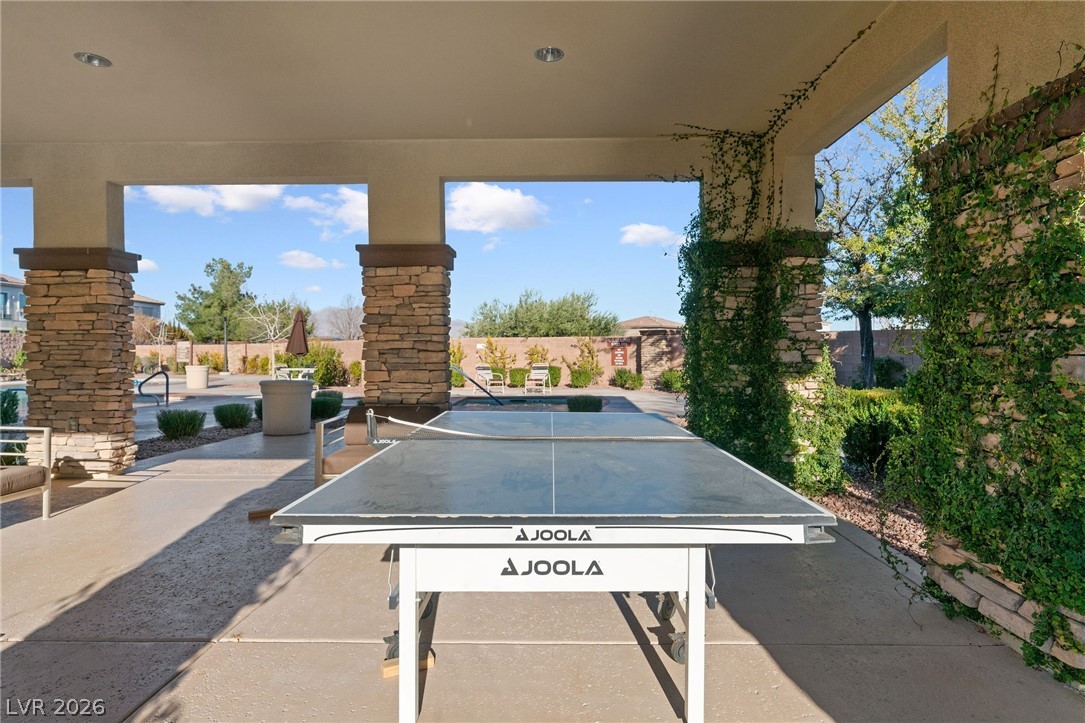 7735 Sugarloaf Peak Street