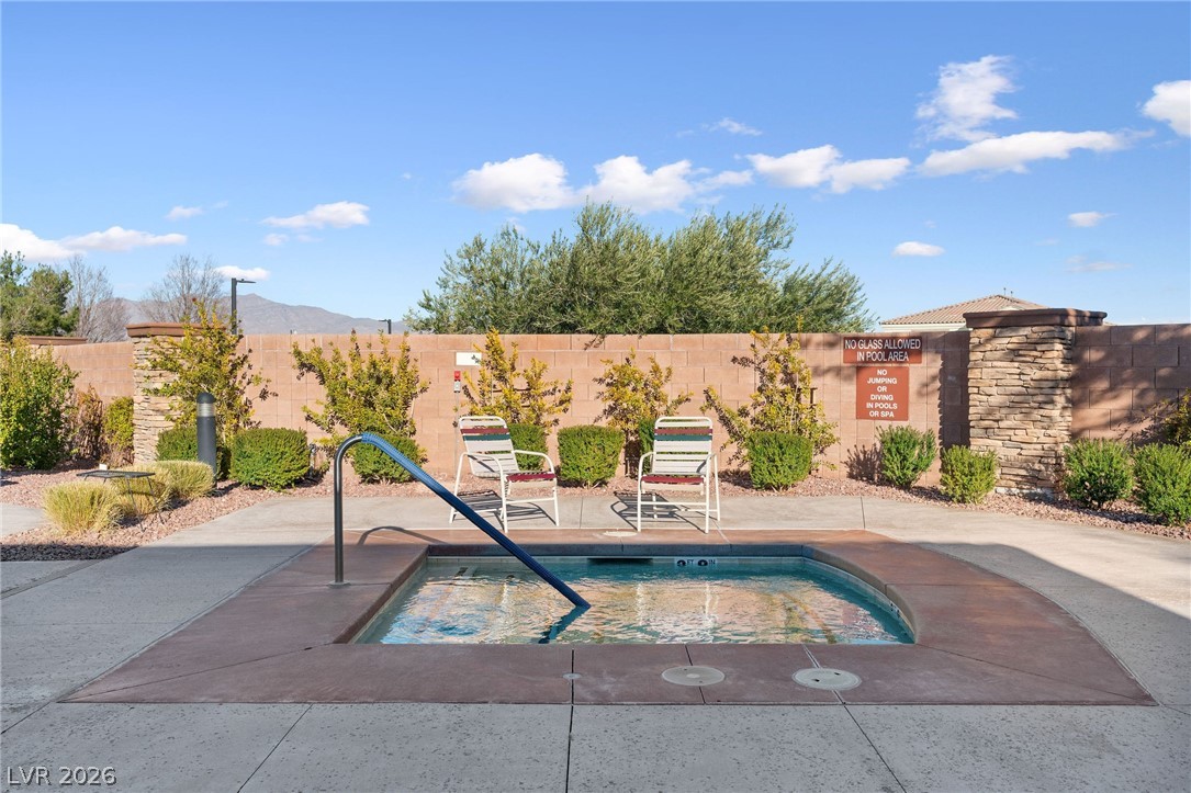 7735 Sugarloaf Peak Street