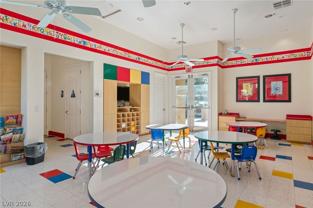 7735 Sugarloaf Peak Street