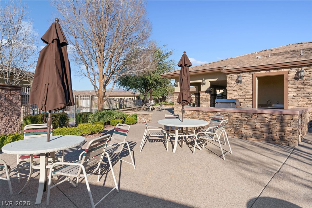 7735 Sugarloaf Peak Street