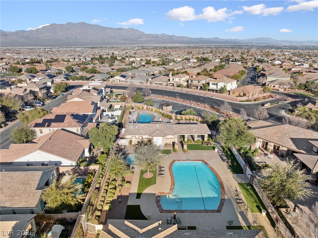 7735 Sugarloaf Peak Street