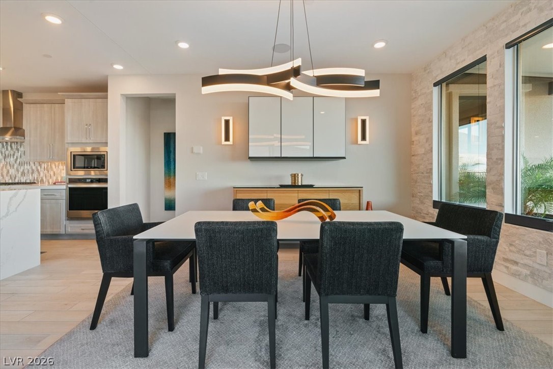 50 Mirage View Drive