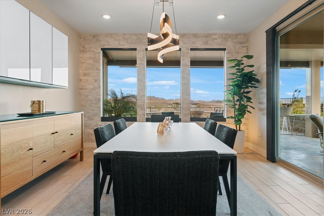 50 Mirage View Drive