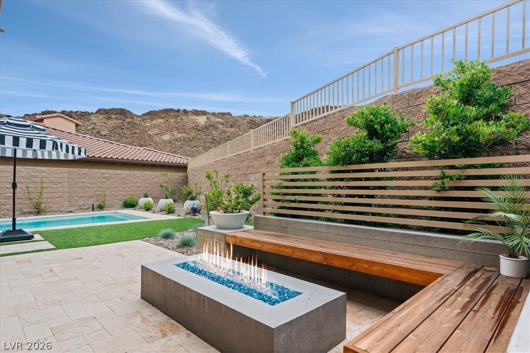 38 Costa Tropical Drive