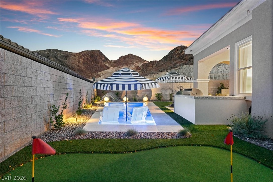 38 Costa Tropical Drive