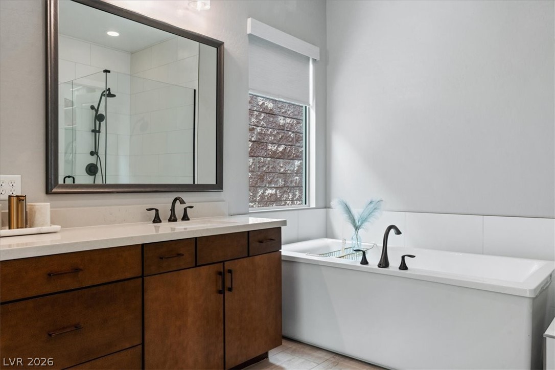 38 Costa Tropical Drive