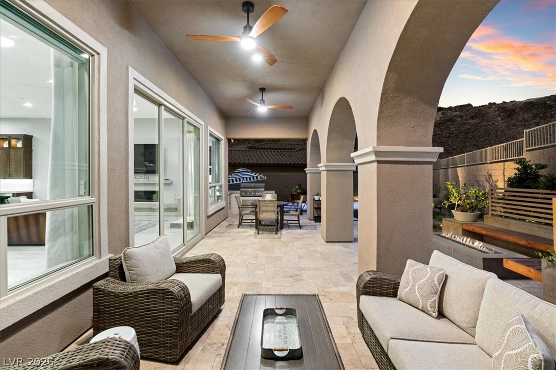 38 Costa Tropical Drive