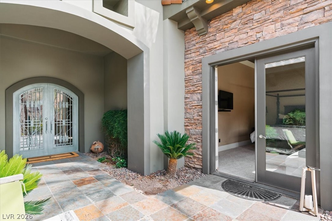 28 Via Siena Place