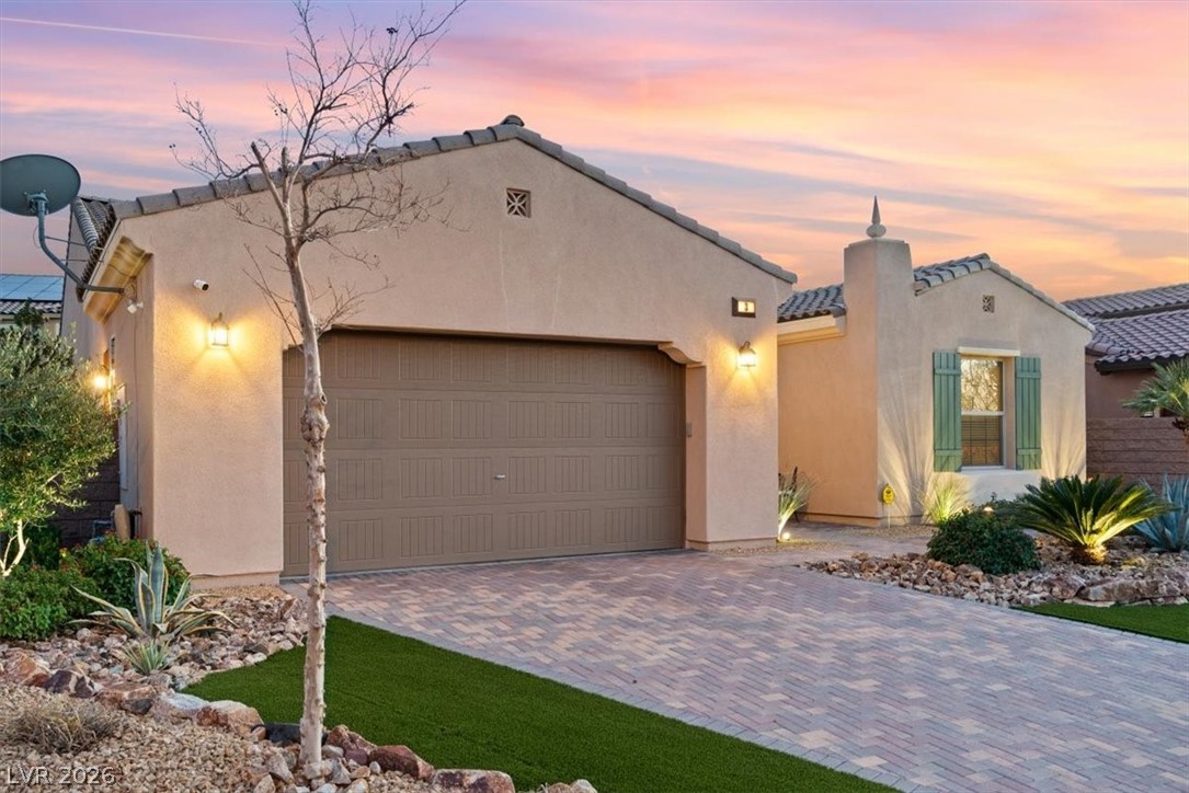 3 Viola Carino Court