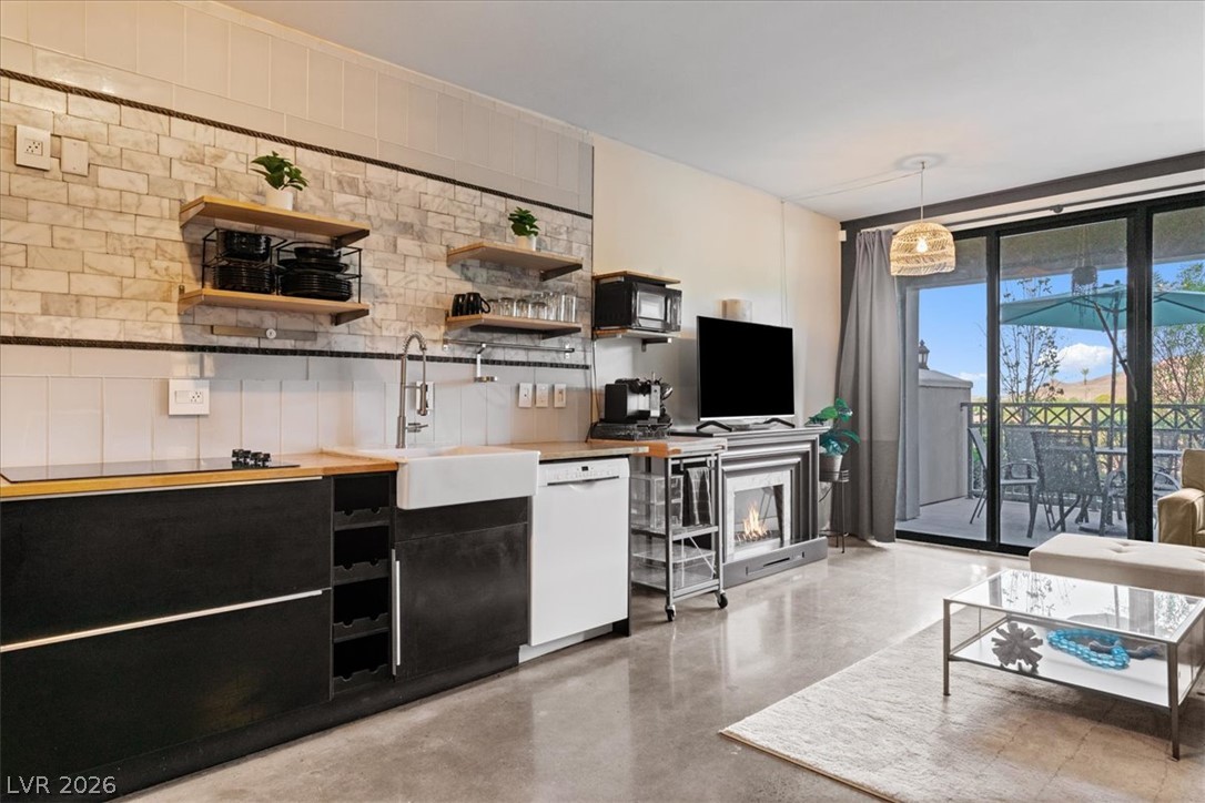 29 Montelago Boulevard 107
