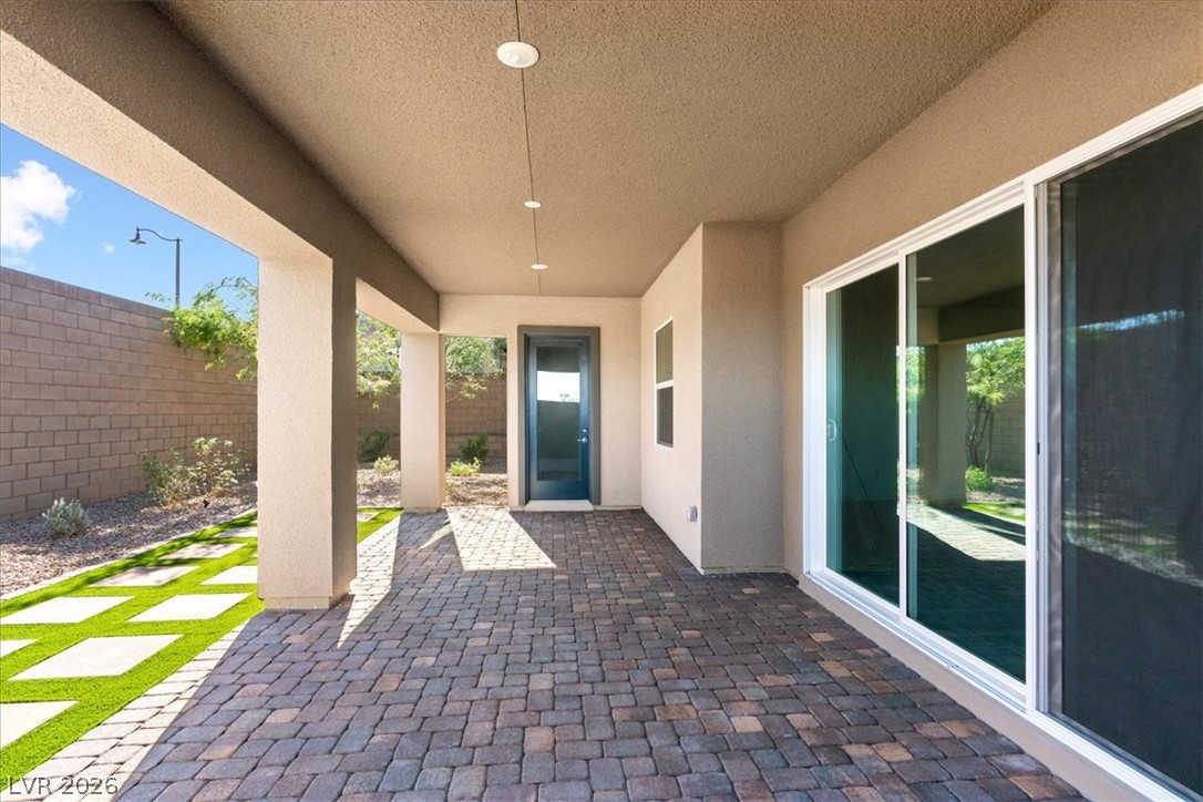 37 Charlotte Ridge Place
