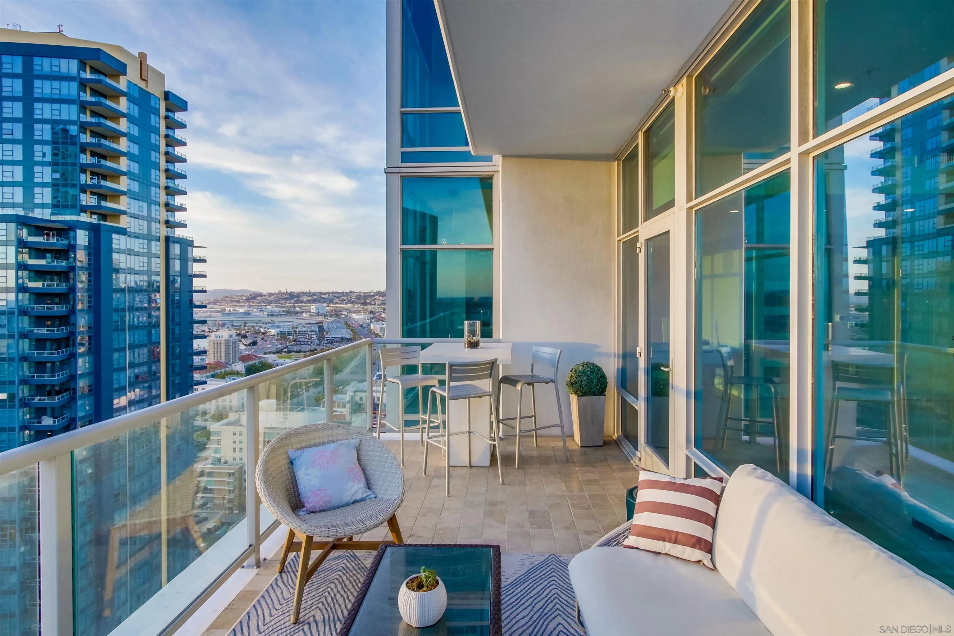 1262 Kettner Blvd Unit: 2402