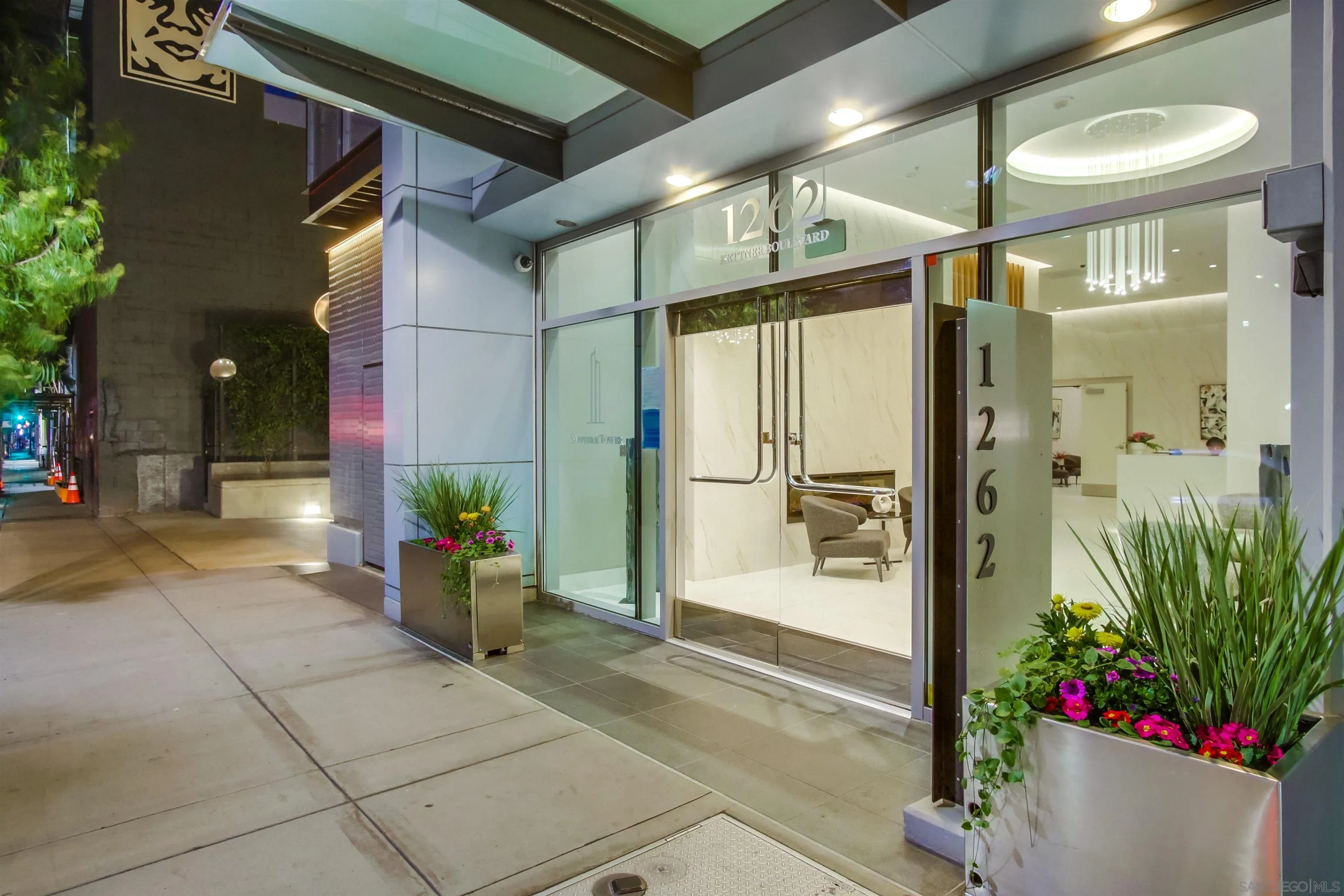 1262 Kettner Blvd # 904