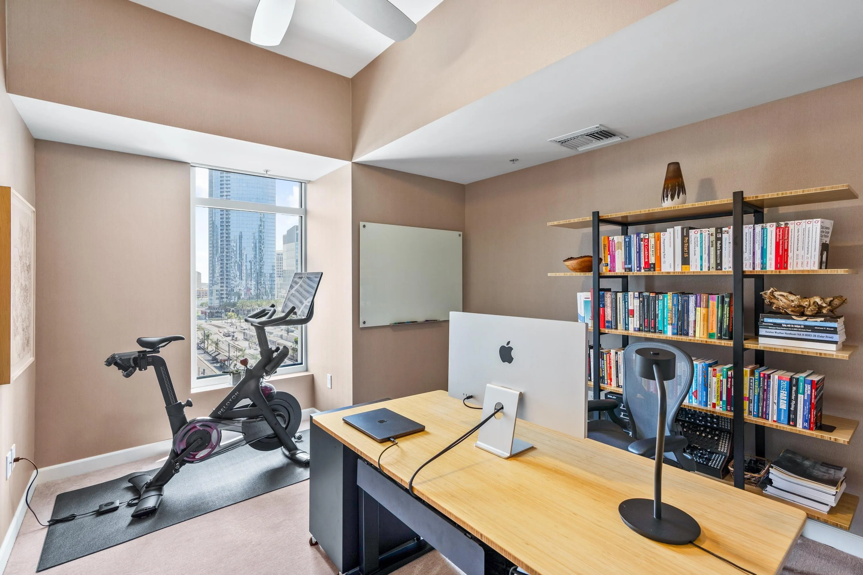 1262 Kettner Blvd # 904