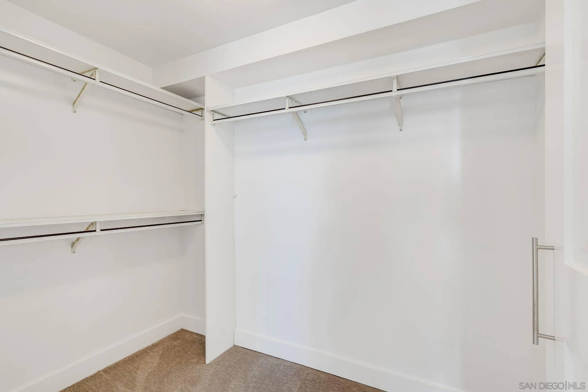 700 W E Street # 701