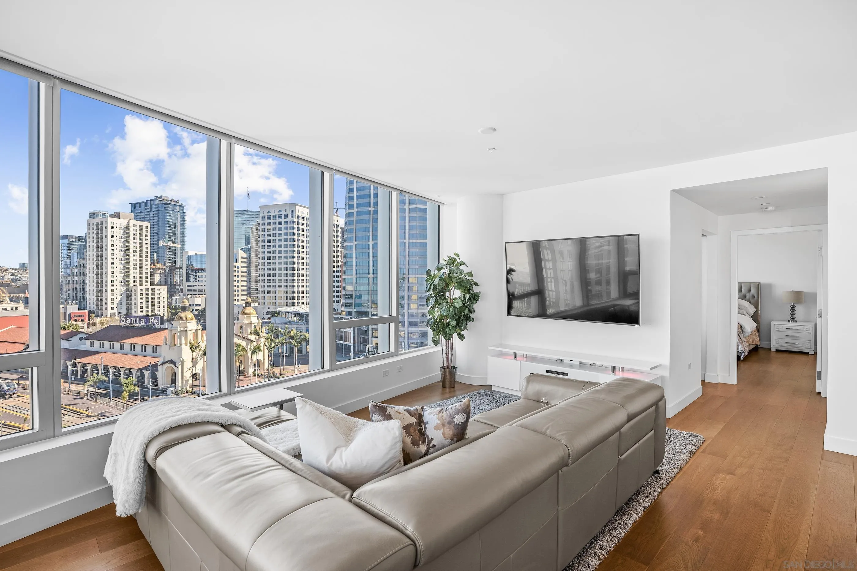 888 W E Street # 1101