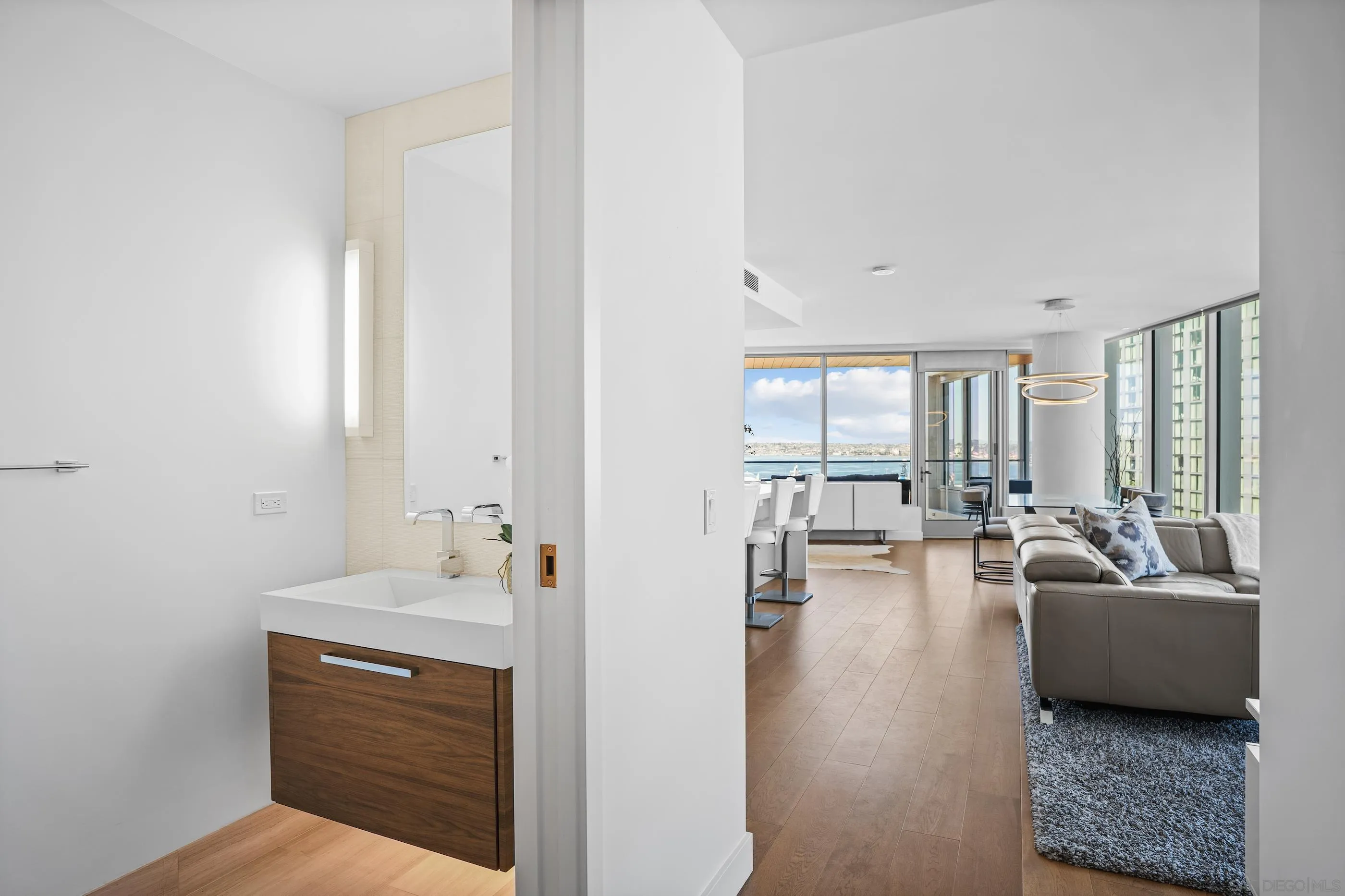 888 W E Street # 1101