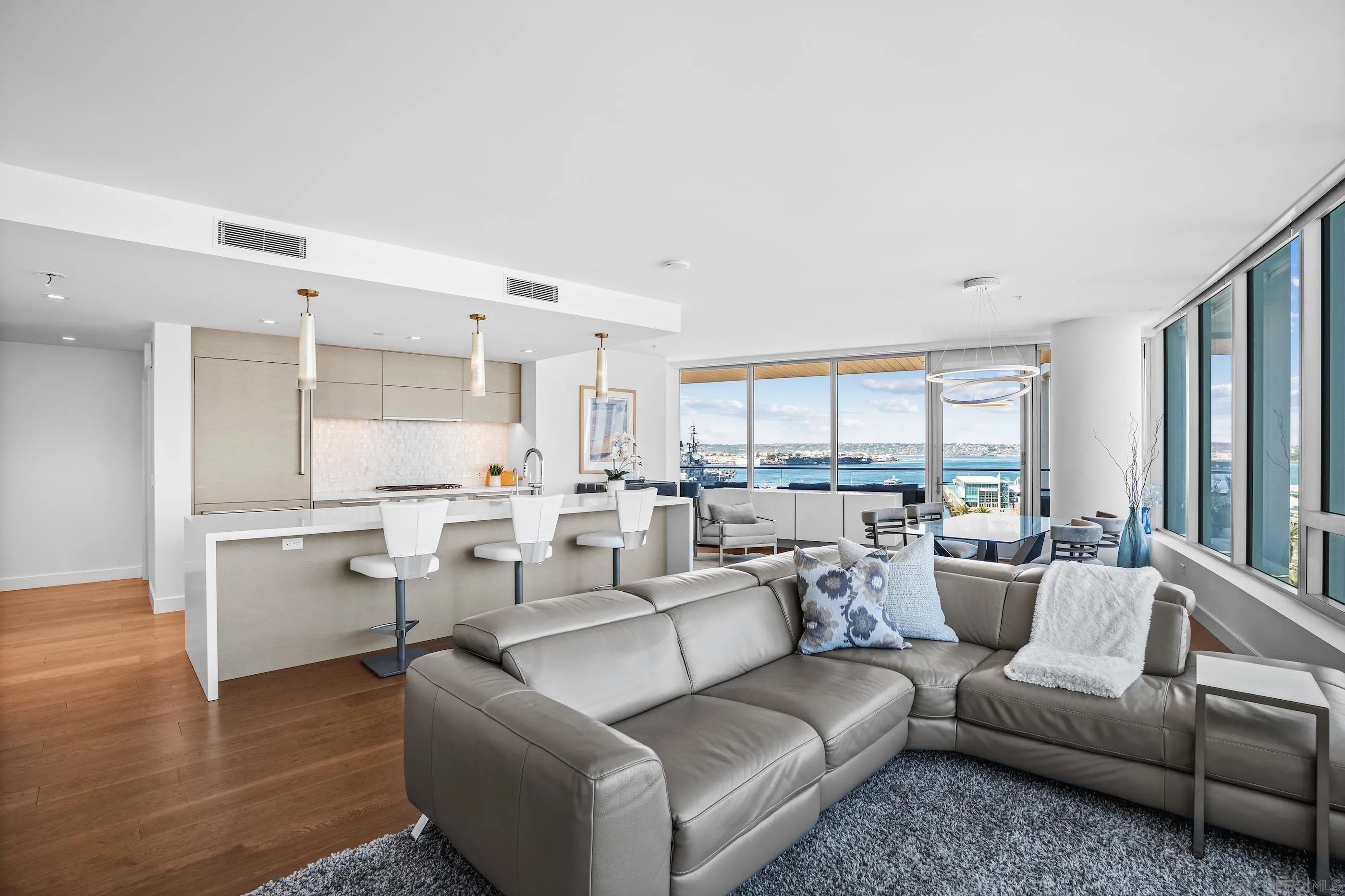 888 W E Street # 1101