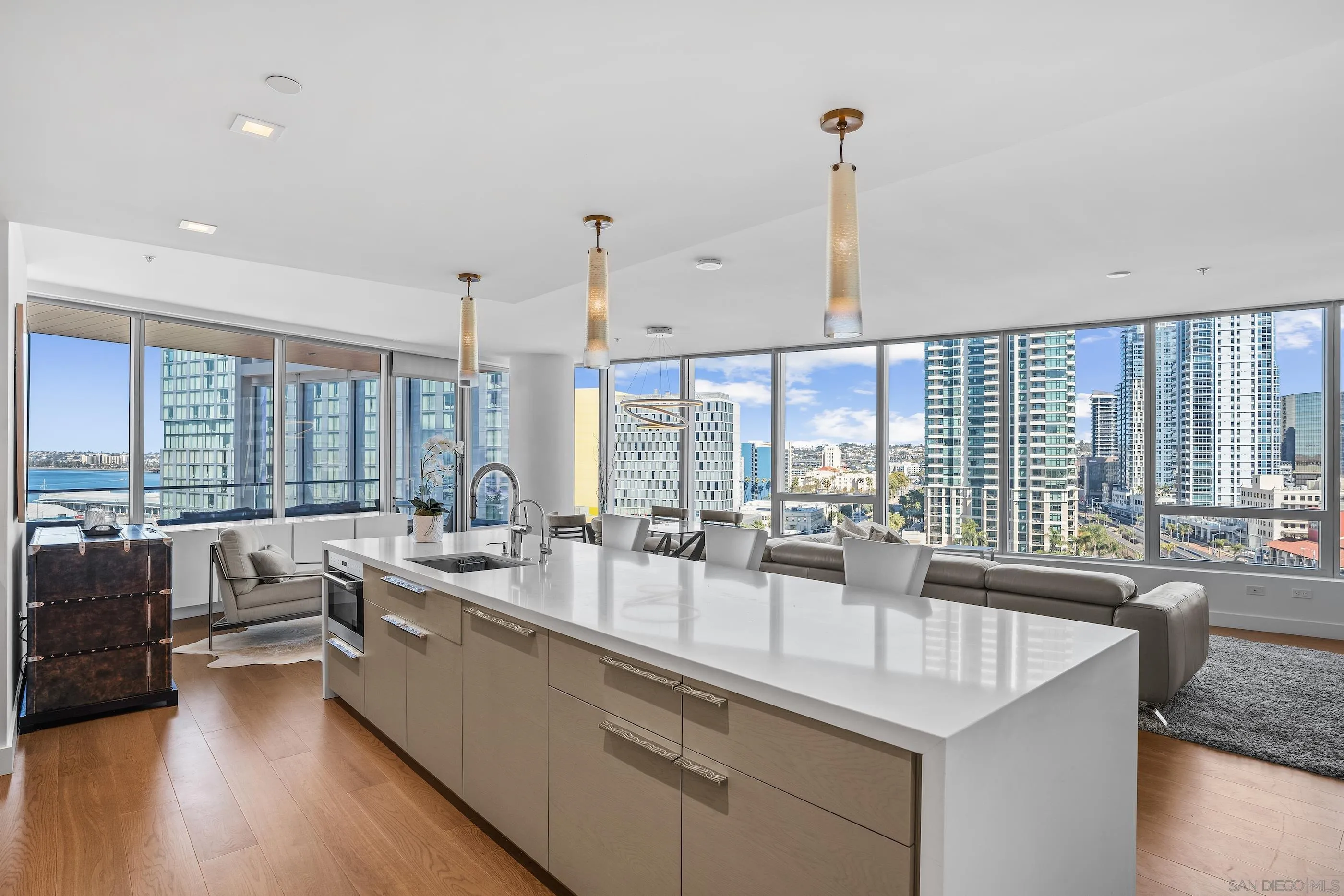 888 W E Street # 1101