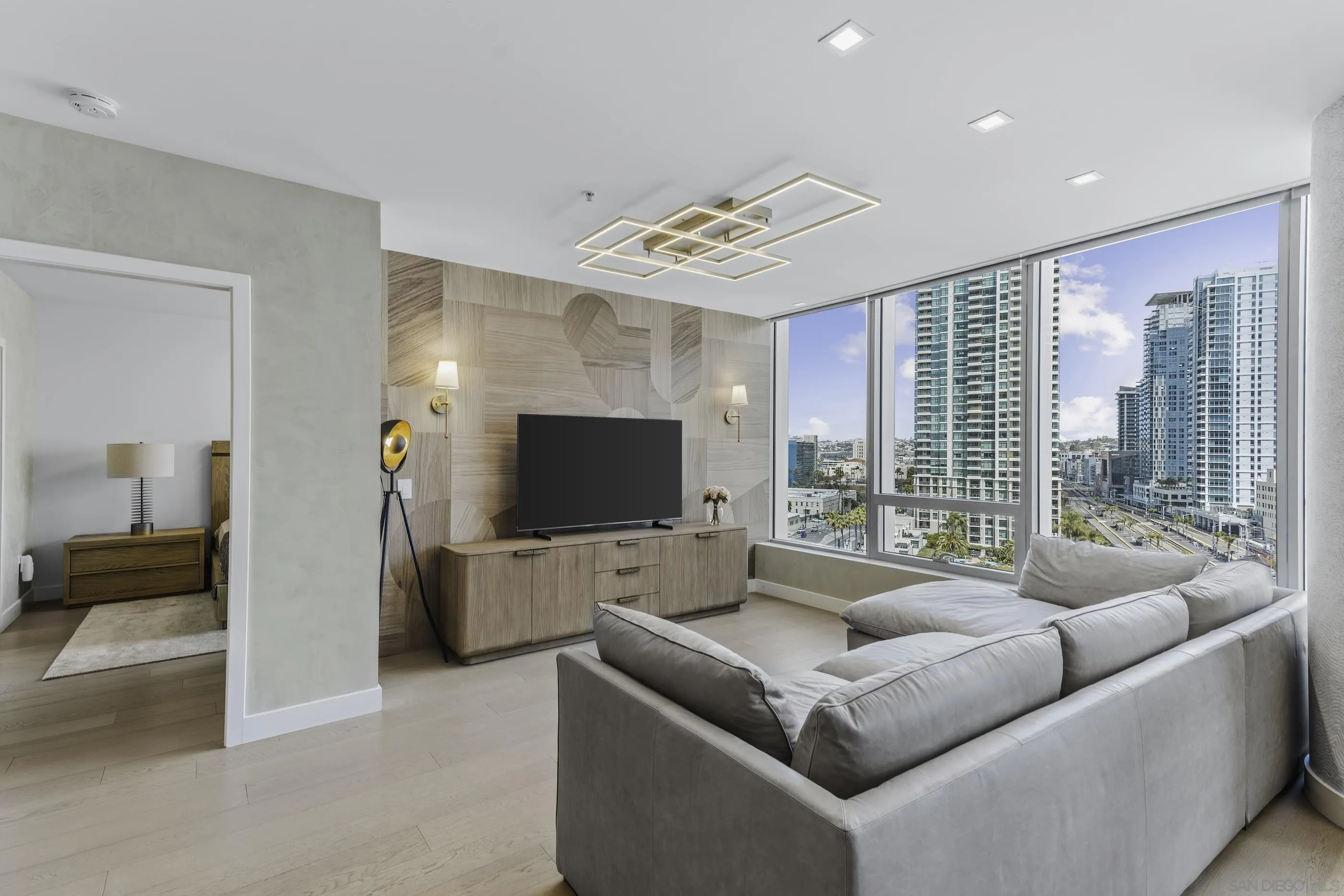 888 W E Street Unit 1106