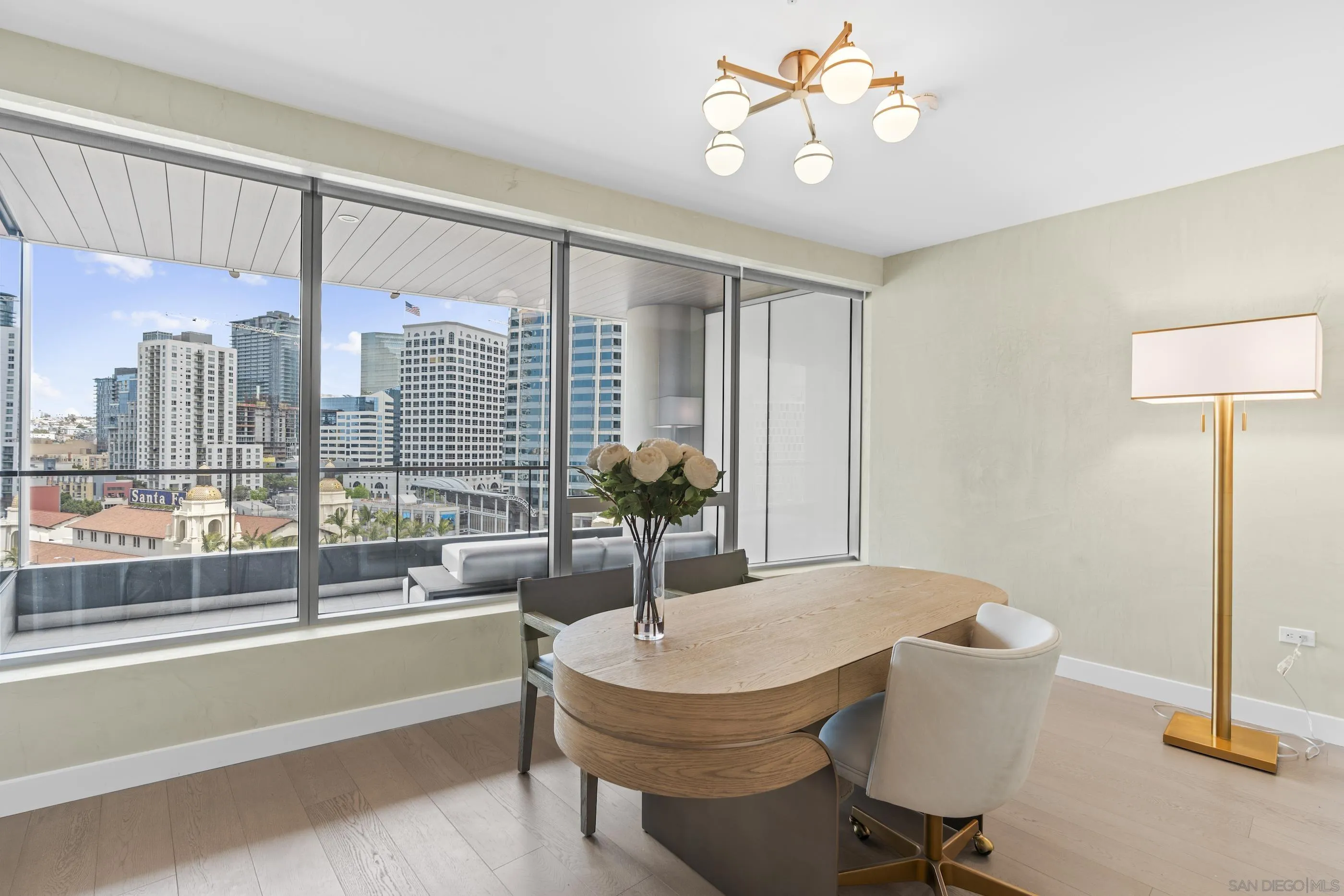 888 W E Street Unit 1106