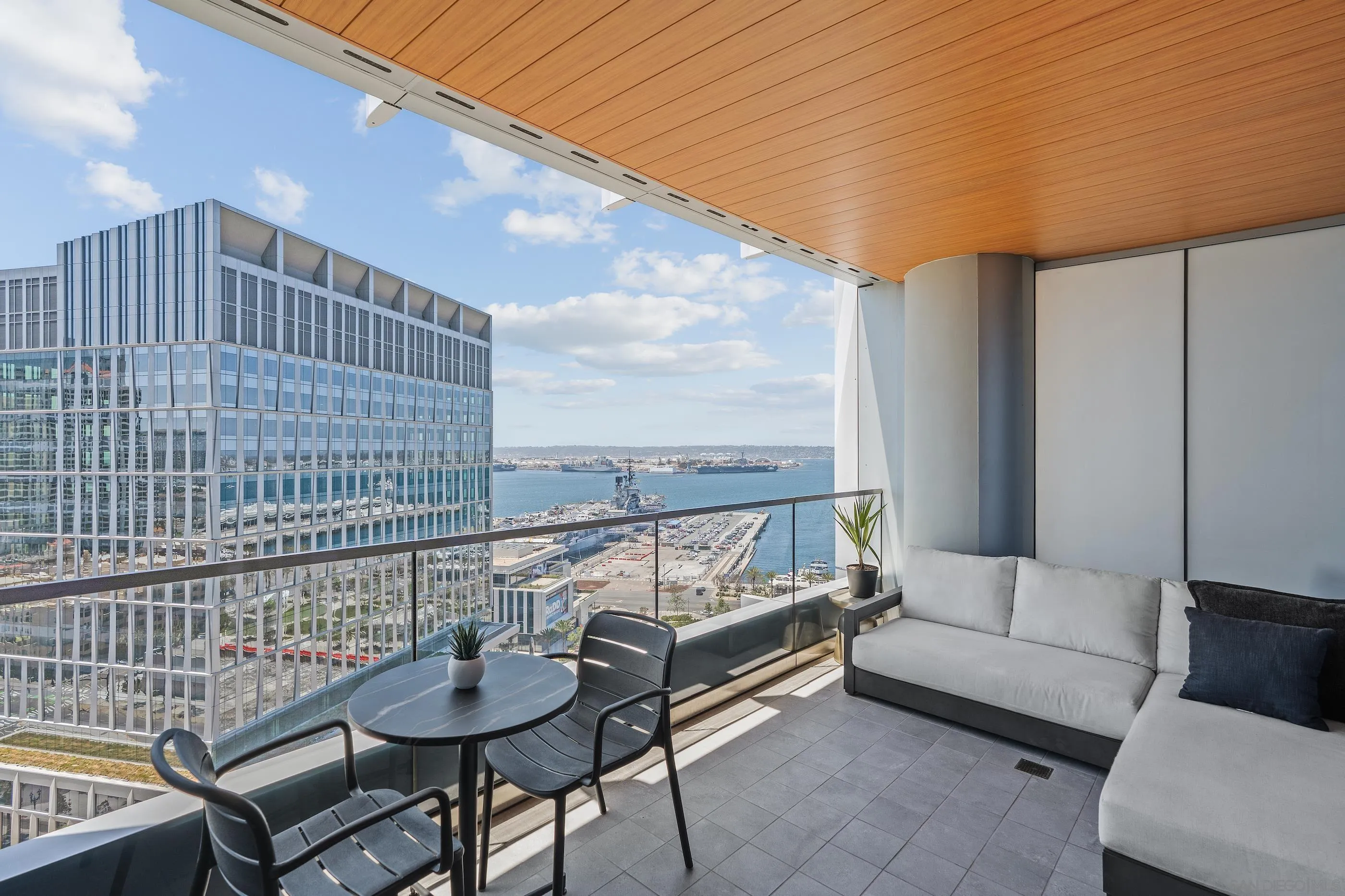 888 W E Street Unit 1903