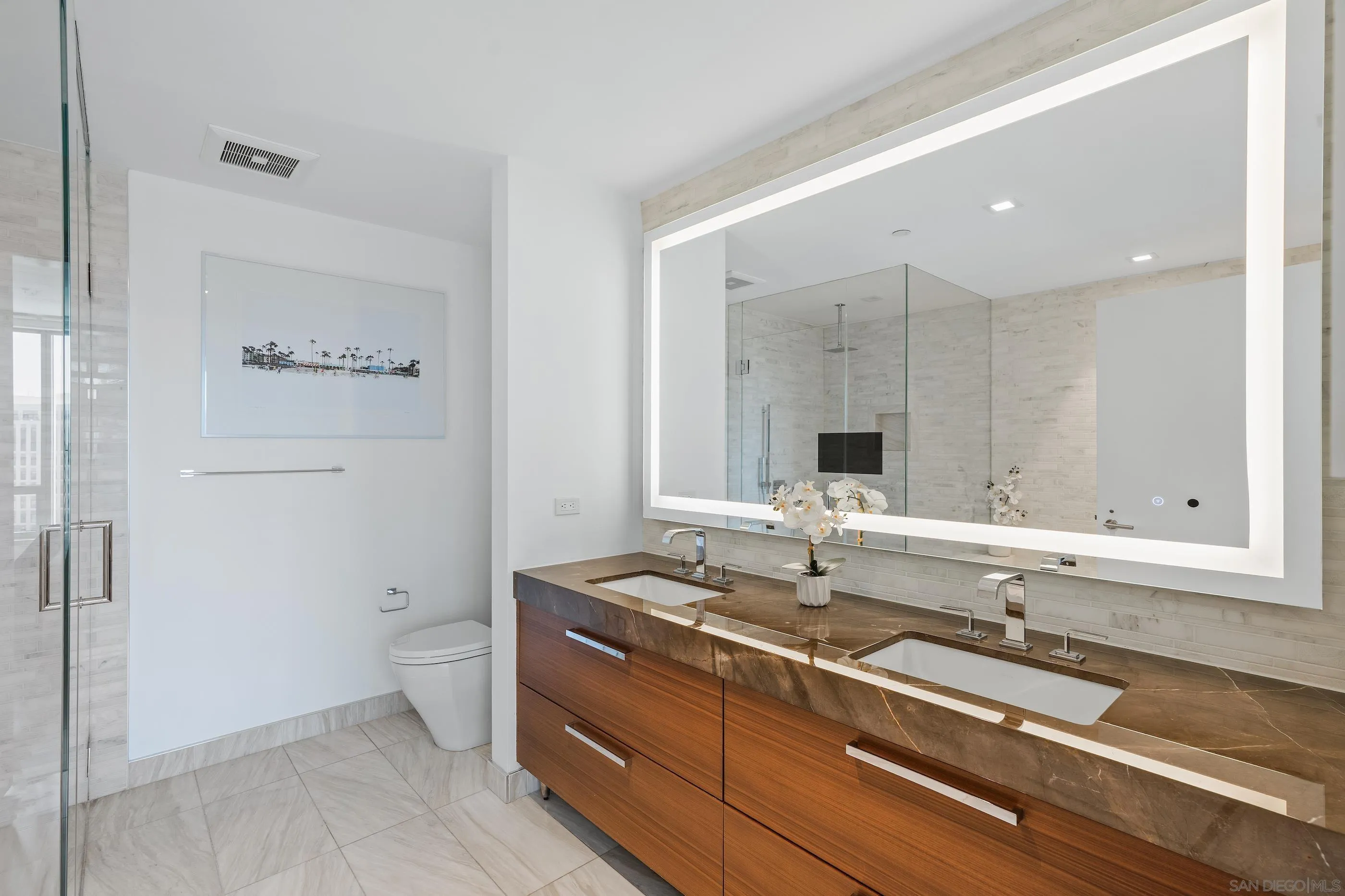 888 W E Street Unit 1903