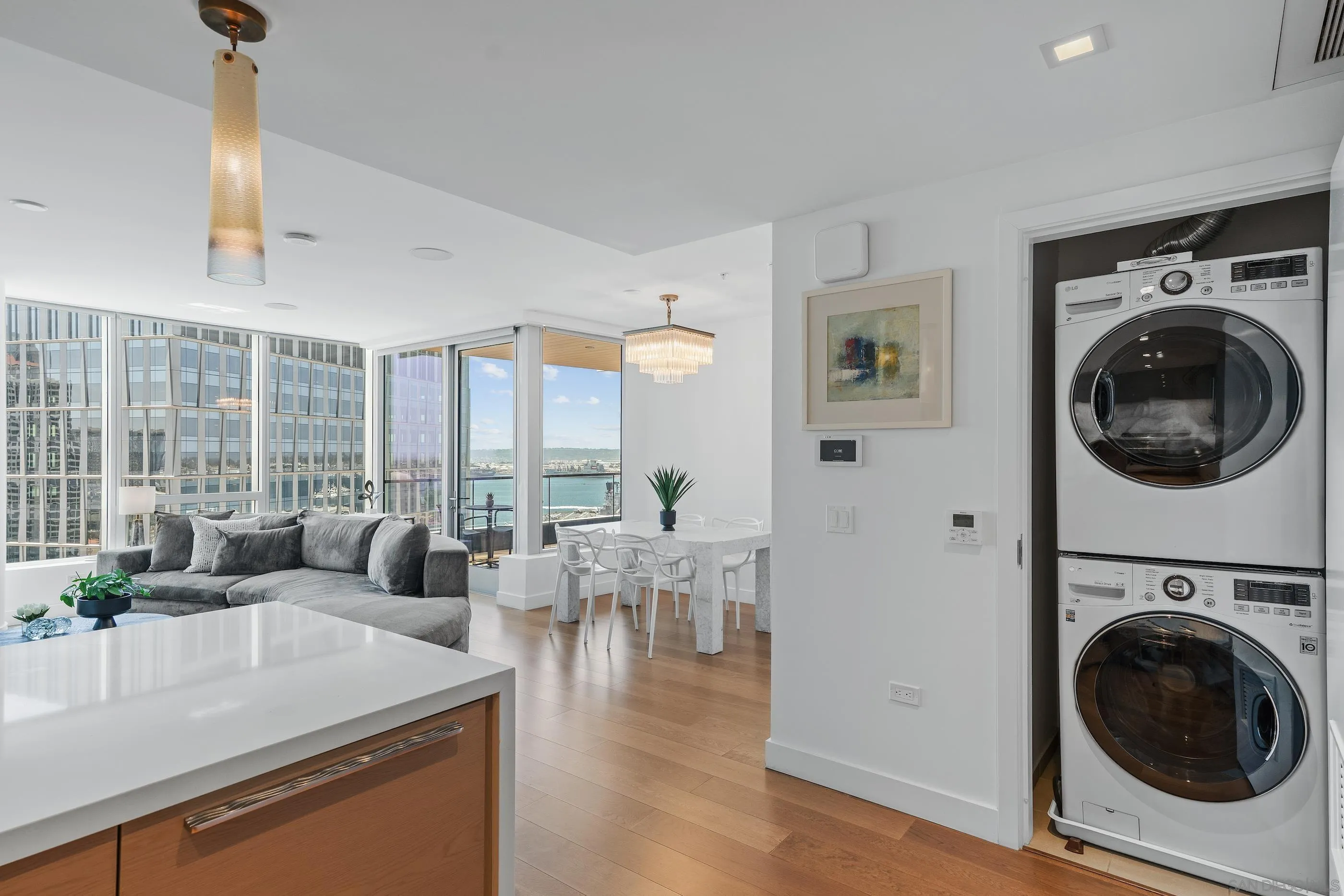 888 W E Street Unit 1903