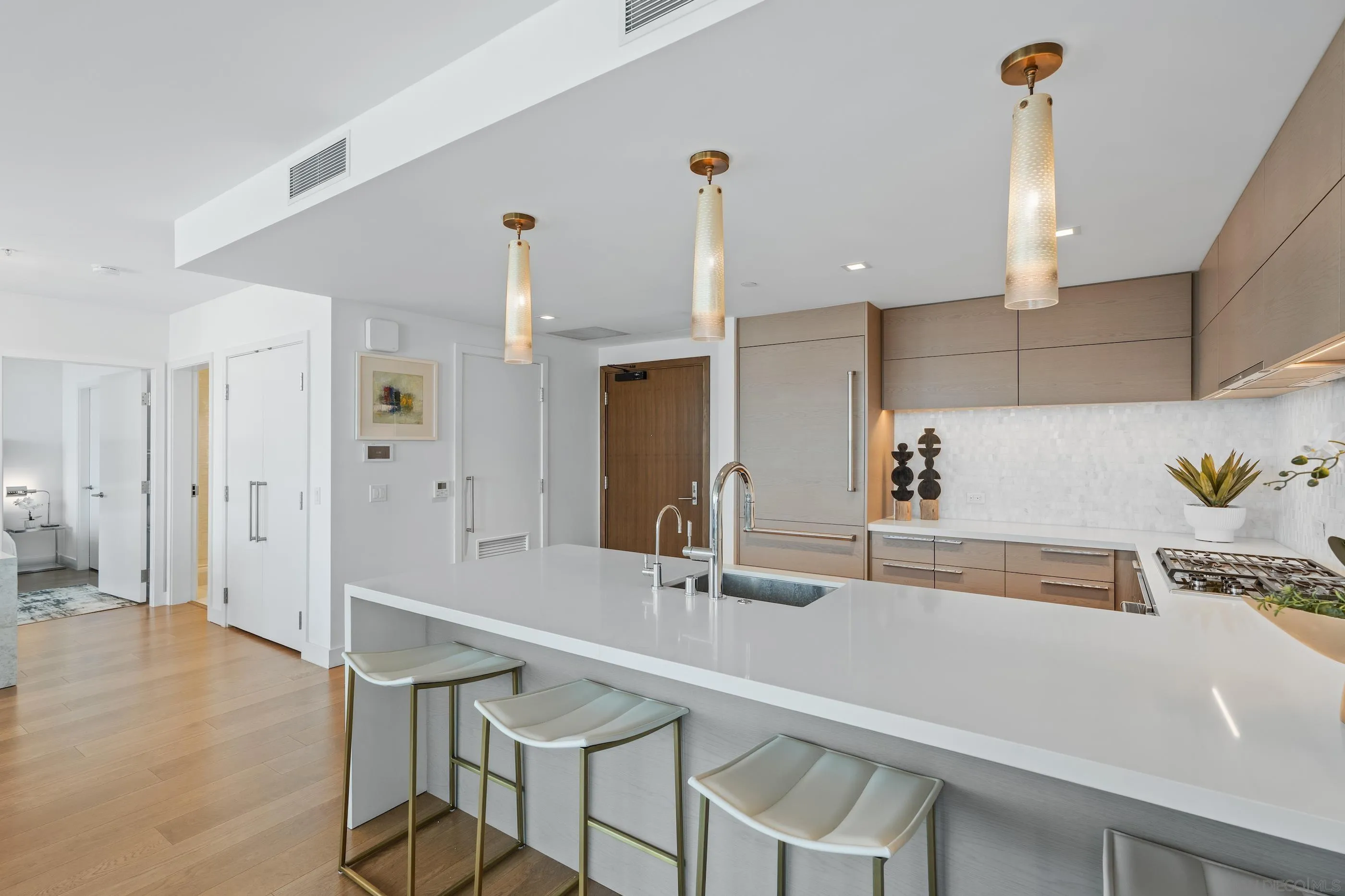 888 W E Street Unit 1903