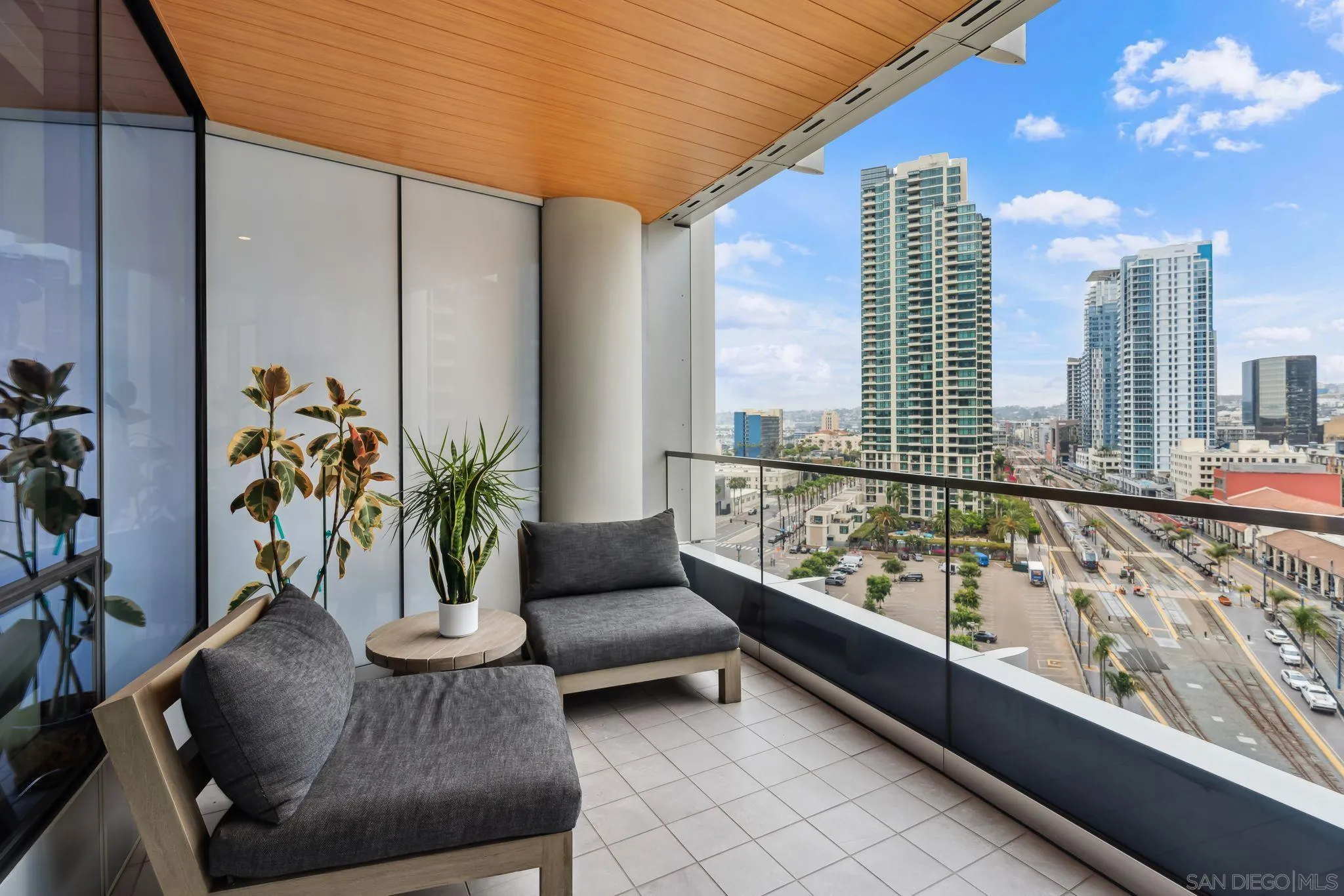 888 W E Street Unit 1205