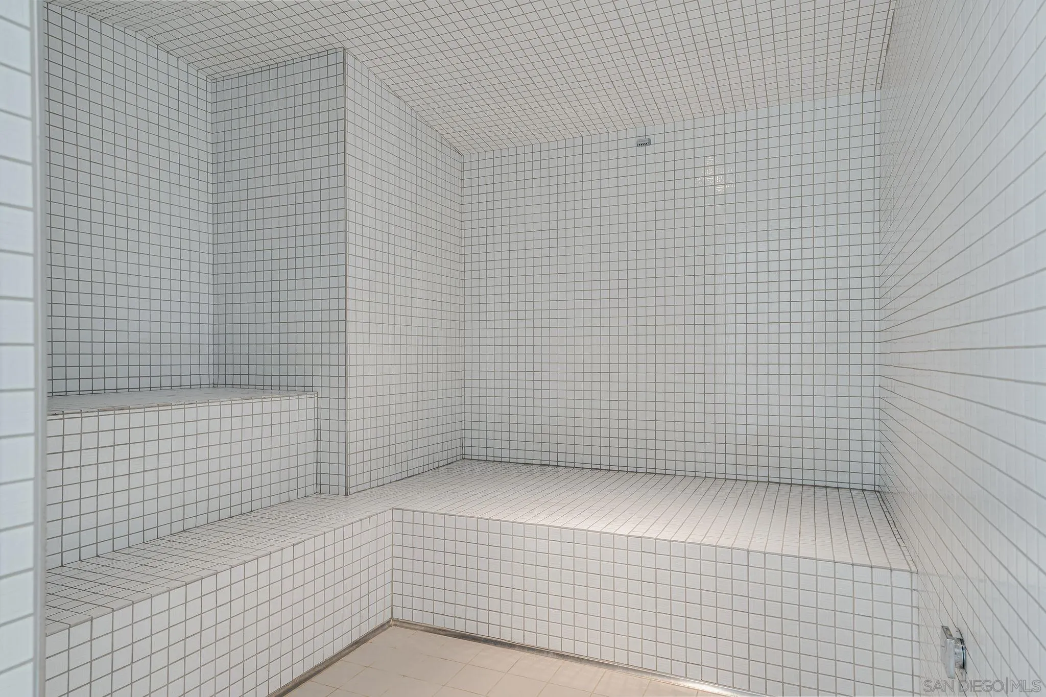 888 W E Street Unit 1205