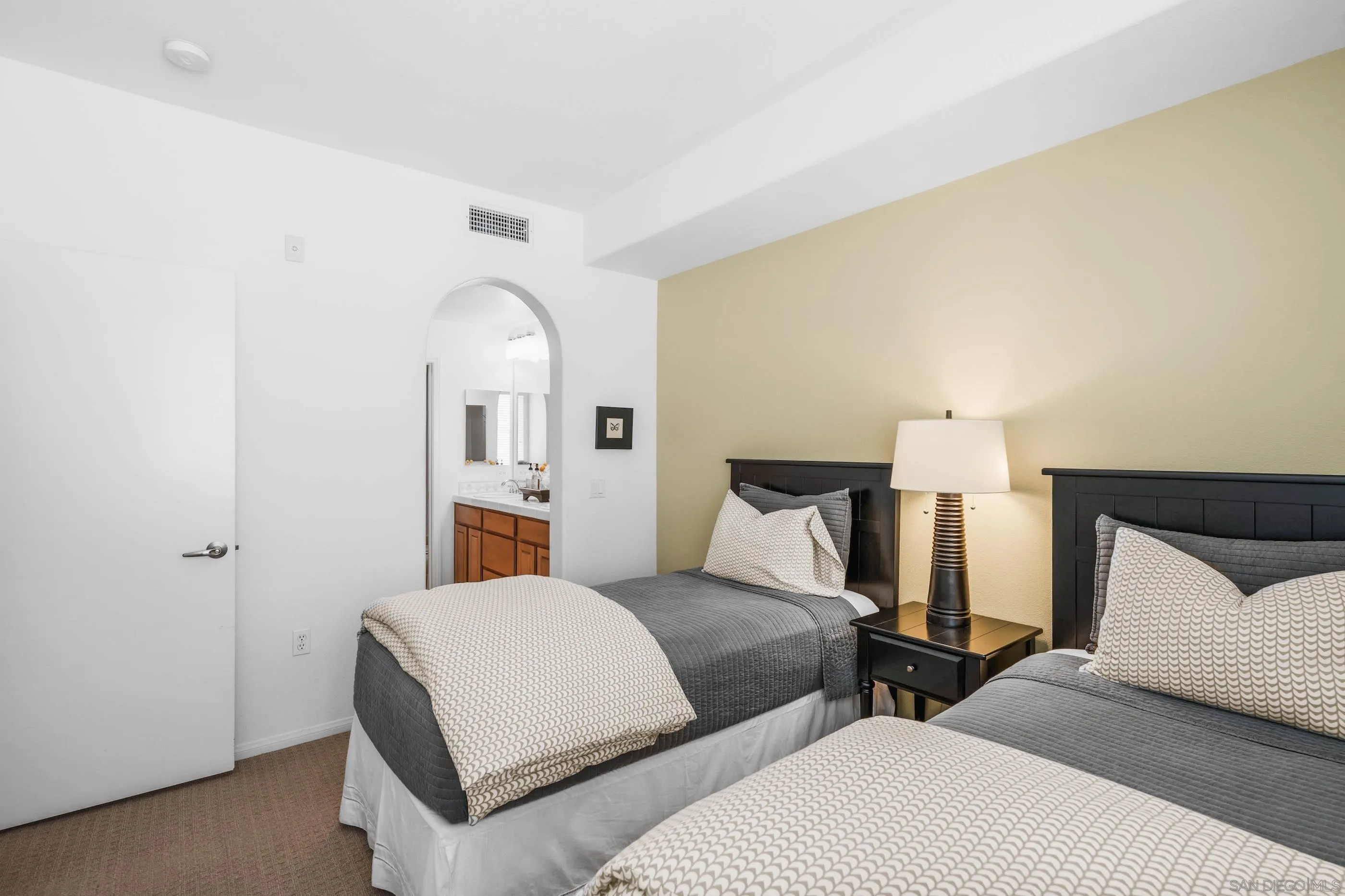 7725 El Cajon Blvd Unit 5