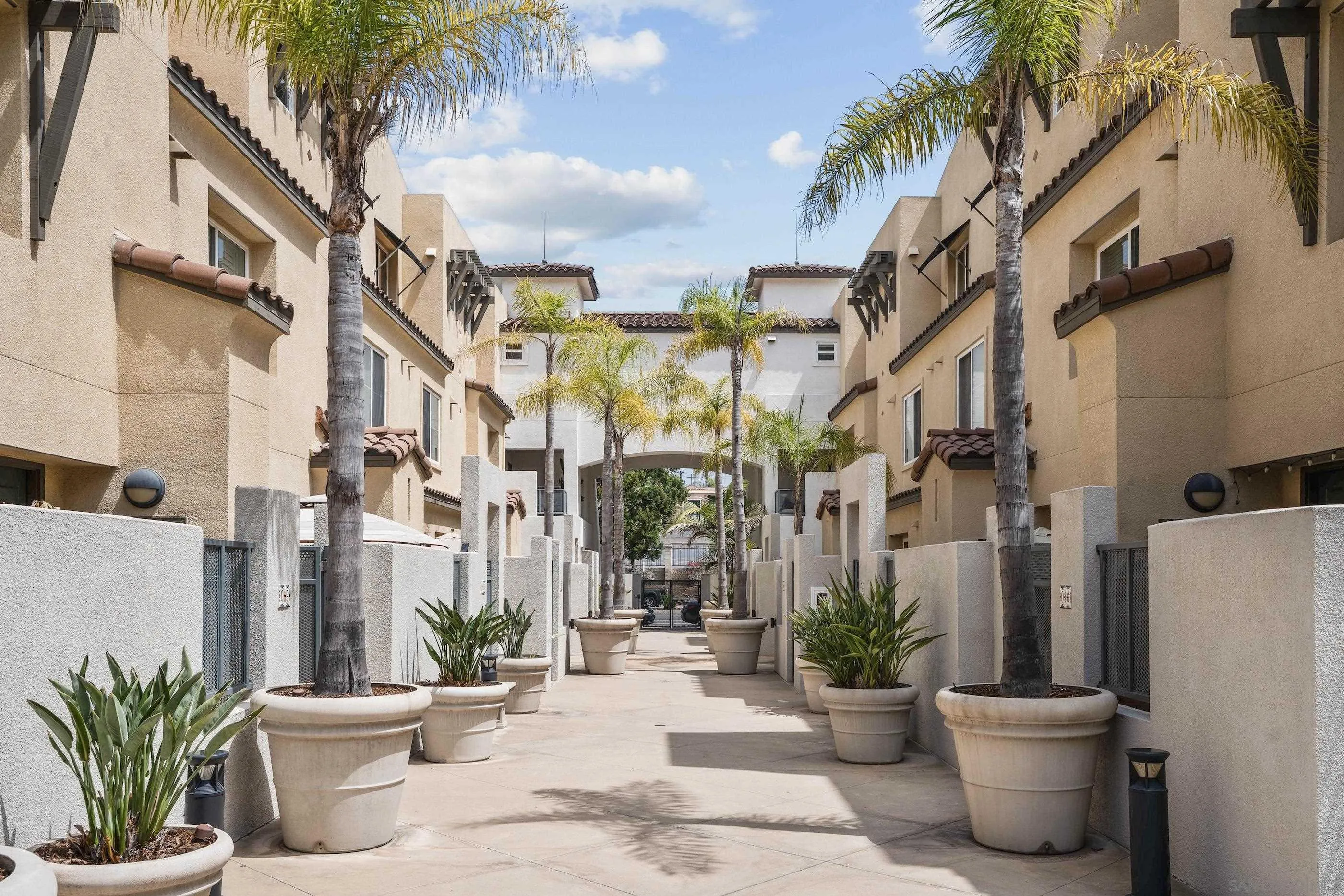 7725 El Cajon Blvd Unit 5